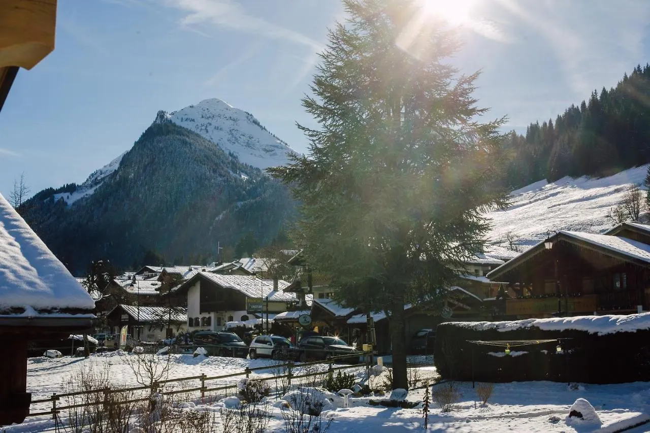 Simply Morzine - Chalet Petit Central