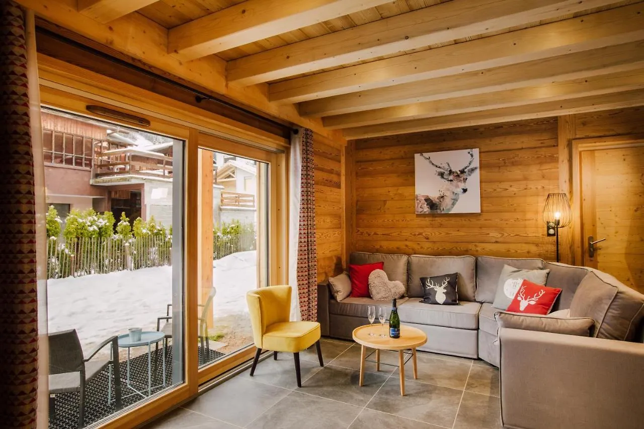 Simply Morzine - Chalet Petit Central 0*,  France